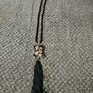 Floral Black Pendant Necklace